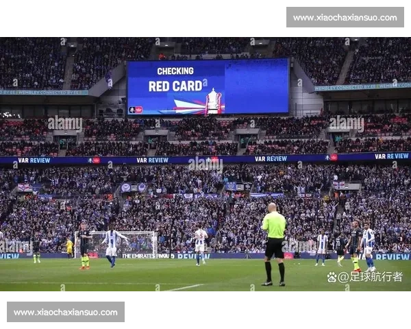 VAR技术介入在足球比赛中的应用与争议分析